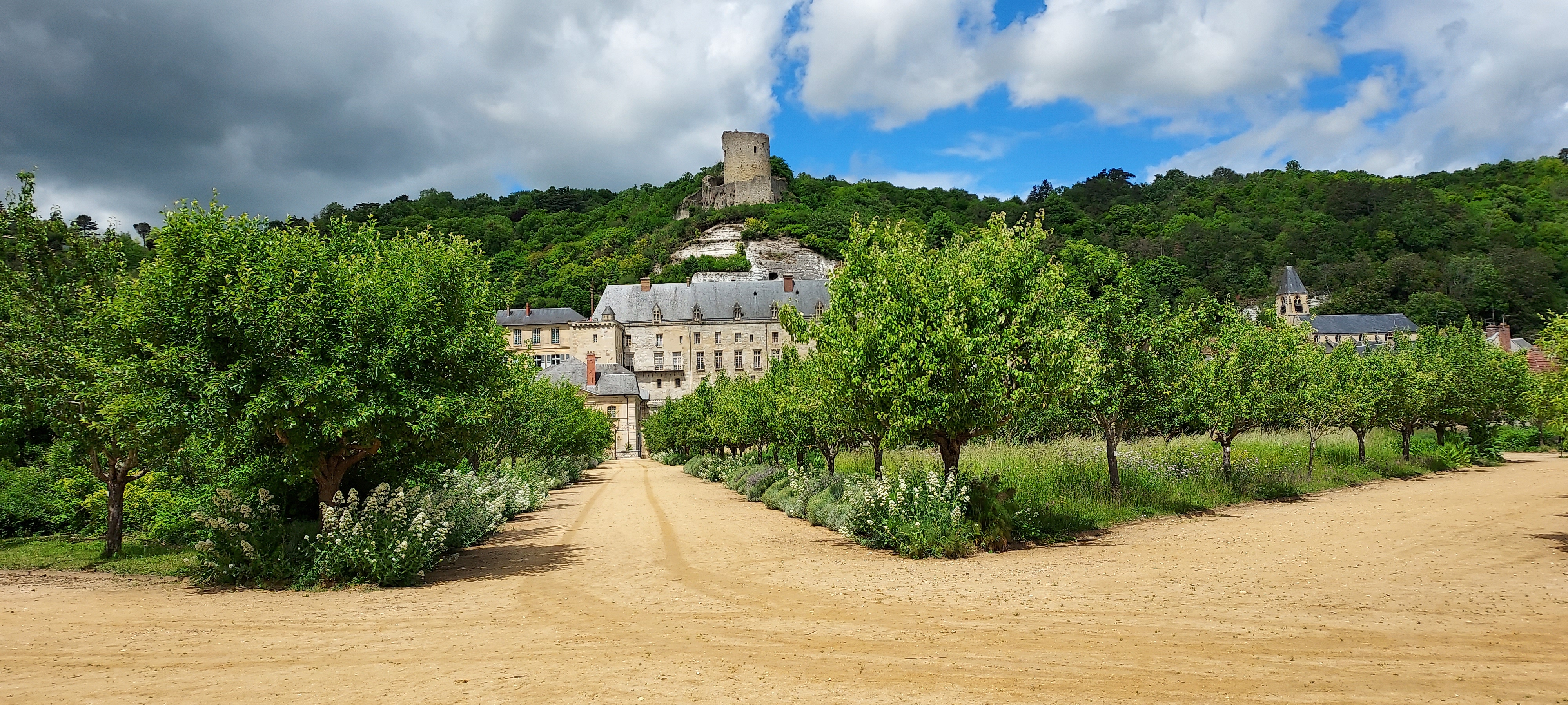 Photo n° 1 de l'avis de claude.a fait le 26/05/2022 à 21:21
