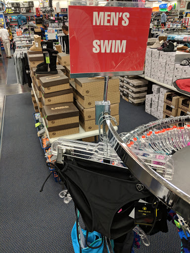 Sporting Goods Store «Big 5 Sporting Goods - McMinnville», reviews and photos, 2525 OR-99W, McMinnville, OR 97128, USA