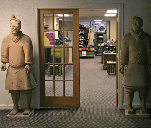 Liquor Store «Downtown Fine Spirits & Wines», reviews and photos, 103 S Wahsatch Ave, Colorado Springs, CO 80903, USA