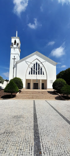 Comentários e avaliações sobre o Igreja Paroquial (Nova) de São Pedro de Sanfins de Ferreira