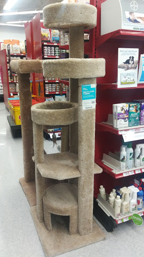 Pet Supply Store «Petco Animal Supplies», reviews and photos, 4012 W 27th Ave, Kennewick, WA 99337, USA
