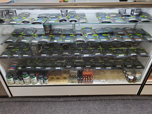 Tobacco Shop «Habits Vape & Smoke shop», reviews and photos, 8391 Folsom Blvd, Sacramento, CA 95826, USA