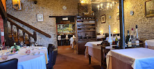 Atmosphère du Restaurant français La Panetiere à Barmainville - n°9
