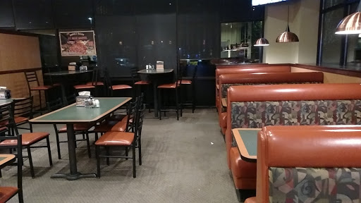 Italian Restaurant «Round Table Pizza - South Tacoma», reviews and photos, 7921 S Hosmer St, Tacoma, WA 98408, USA