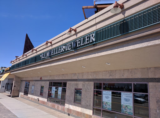 Jewelry Store «R.F. Moeller Jeweler», reviews and photos, 2065 Ford Pkwy, St Paul, MN 55116, USA