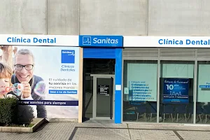 Clínica Dental Milenium San Sebastián de los Reyes - Sanitas image