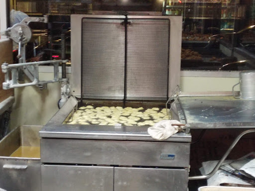 Donut Shop «King Pin Donuts», reviews and photos, 2521 Durant Ave A, Berkeley, CA 94704, USA