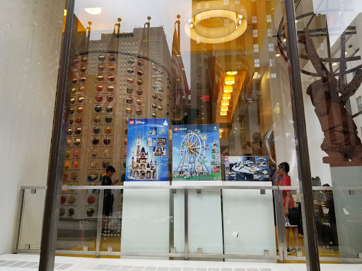 Toy Store «The LEGO Store», reviews and photos, 620 5th Ave, New York, NY 10020, USA