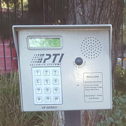 Self-Storage Facility «Extra Storage», reviews and photos, 26200 Hollywood Ct, Valencia, CA 91355, USA