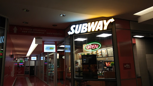 Shopping Mall «Atrium», reviews and photos, 100 W Randolph St, Chicago, IL 60601, USA