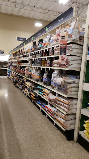 Pet Supply Store «PetSmart», reviews and photos, 288 12th Ave, Hanford, CA 93230, USA