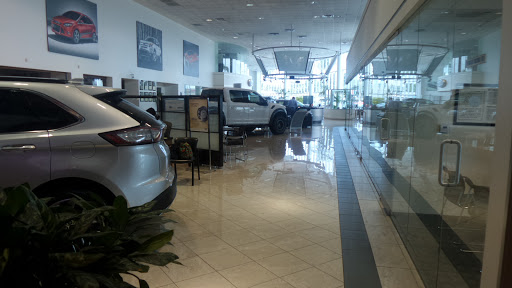 Ford Dealer «South Bay Ford», reviews and photos, 5100 W Rosecrans Ave, Hawthorne, CA 90250, USA