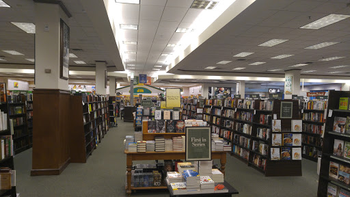 Book Store «Barnes & Noble», reviews and photos, 122 Brandon Town Center Dr, Brandon, FL 33511, USA