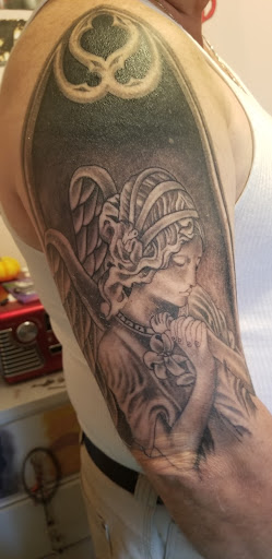 Tattoo Shop «Mafia Ink Tattoo Studio», reviews and photos, 8187 University Ave NE, Spring Lake Park, MN 55432, USA