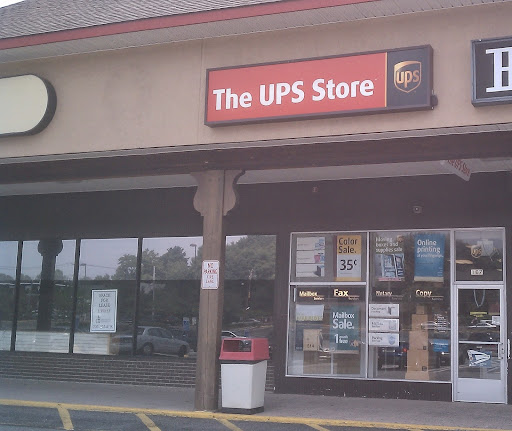 Shipping and Mailing Service «The UPS Store», reviews and photos, 167 Cherry St, Milford, CT 06460, USA