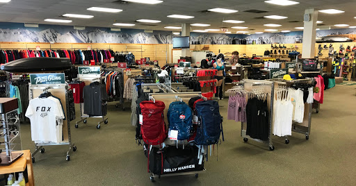 Sporting Goods Store «Peter Glenn Ski & Sports», reviews and photos, 7229 N Dale Mabry Hwy #1, Tampa, FL 33614, USA