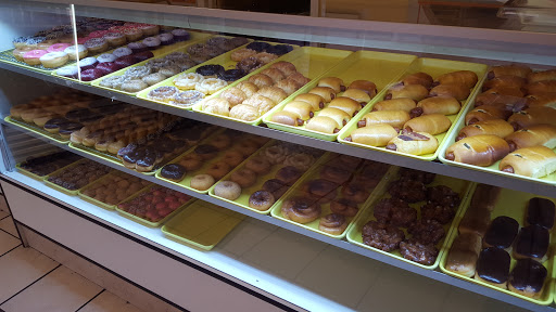 Donut Shop «Donuts & Coffee», reviews and photos, 216 E Rusk St, Rockwall, TX 75087, USA