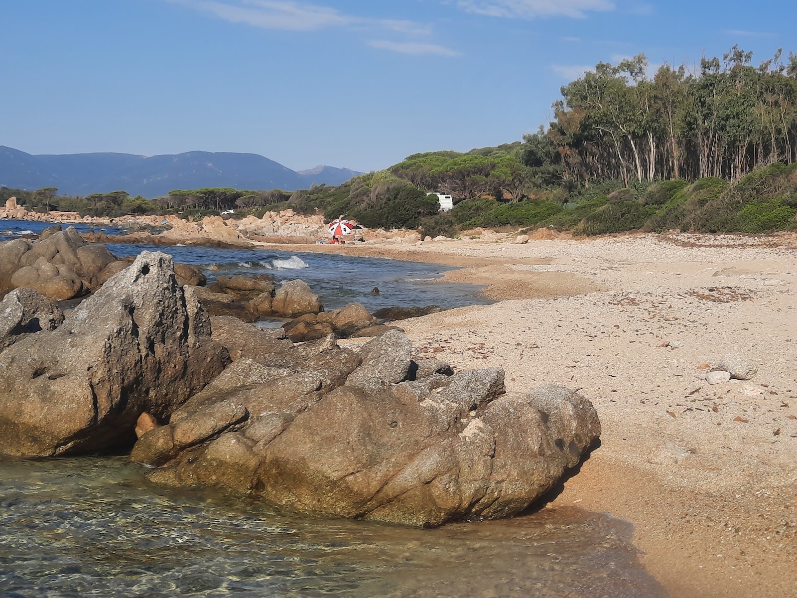 Foto de Spiaggia di Perda S'Acchiloni con muy limpio nivel de limpieza