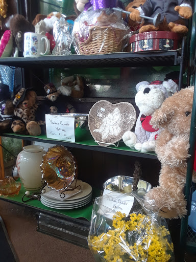 Florist «All Occasions Gifts & Flowers», reviews and photos, 3837 E 10th St, Indianapolis, IN 46201, USA