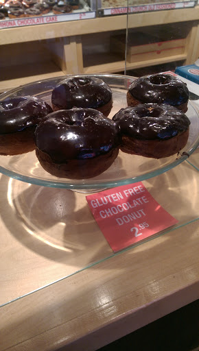 Donut Shop «Do-Rite Donuts & Coffee», reviews and photos, 50 W Randolph St, Chicago, IL 60601, USA