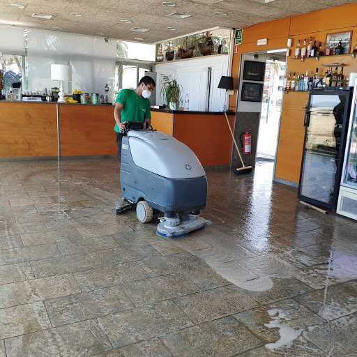 NET MARESME / Serveis de Neteja en Mataró, Barcelona