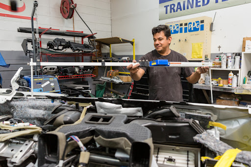 Auto Body Shop «Daland Body Shop», reviews and photos, 890 El Camino Real, South San Francisco, CA 94080, USA