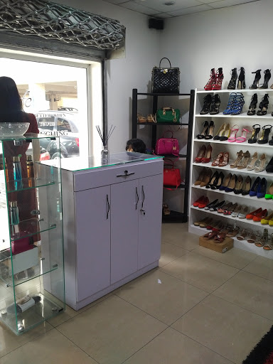 Baroness Clothing . Accessories, 30/ 33 Sani Abacha Road, Rumueme, Port Harcourt, Nigeria, Outlet Mall, state Rivers