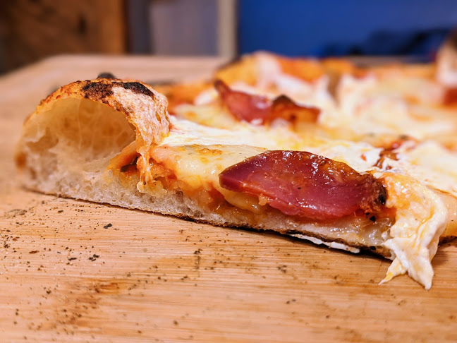 Comentários e avaliações sobre Pizzaria Artesanal - A πzza