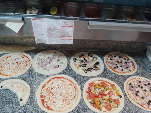 PIZZERIA KEBAB ROMA 4 in Cura Carpignano, Provincia di Pavia