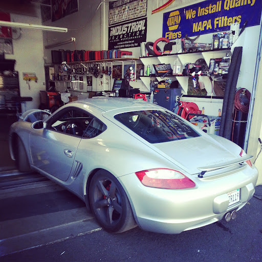 Auto Repair Shop «Half Moon Bay Auto Repair», reviews and photos, 149 Main St, Half Moon Bay, CA 94019, USA