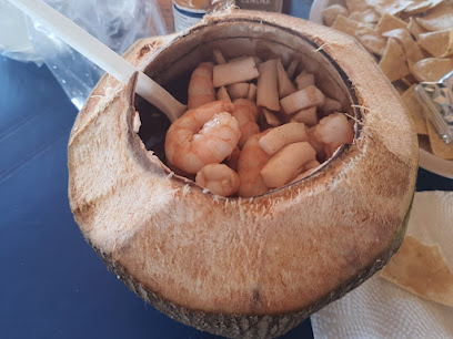 La palapa cocos y mariscos
