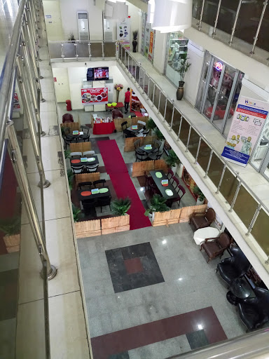 The Vineyard Shopping Center, phase 2, No 88 Woji Road, GRA, Port Harcourt, Nigeria, Department Store, state Rivers