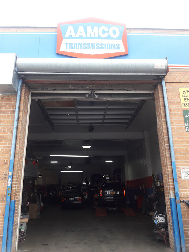 Transmission Shop «AAMCO Transmissions & Total Car Care», reviews and photos, 1027 E Gun Hill Rd, Bronx, NY 10469, USA