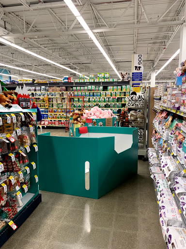 Pet Supply Store «PetSmart», reviews and photos, 291 Skokie Blvd, Northbrook, IL 60062, USA