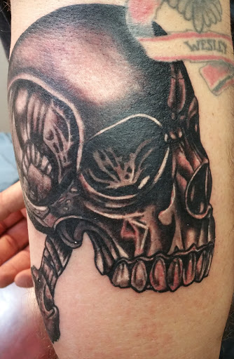 Tattoo Shop «Flesh To Fantasy Tattoo Emporium», reviews and photos, 721 S Main St, Bellefontaine, OH 43311, USA