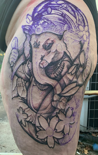 Tattoo Shop «Body Language Custom Tattoo», reviews and photos, 13781 E Colonial Dr, Orlando, FL 32826, USA