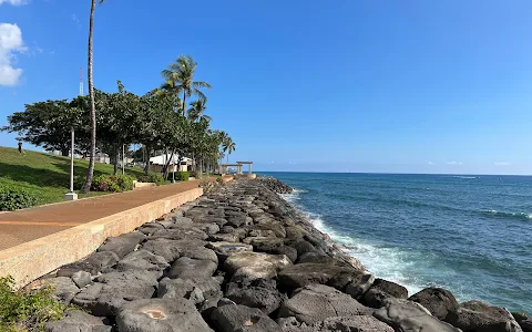 Kakaʻako Waterfront Park image