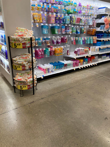 Grocery Store «Kroger», reviews and photos, 5161 Hampsted Village Center Way, New Albany, OH 43054, USA