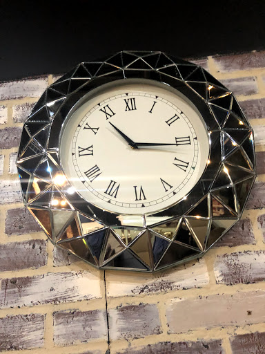 Furniture Store «Simo’s Furniture», reviews and photos, 174 Semoran Commerce Pl #106, Apopka, FL 32703, USA