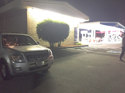 Gas Station «Chevron», reviews and photos, 320 E Millbrae Ave, Millbrae, CA 94030, USA