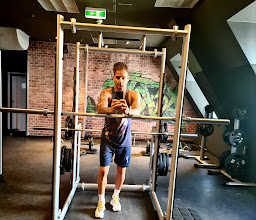 McFit gym Frankfurt downtown photo