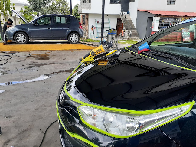 Opiniones de Lavadora y Lubricadora "EL VALLE" al detalle en Quito - Servicio de lavado de coches