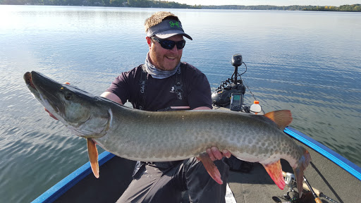 Auto Parts Store «Rack Attack Minneapolis», reviews and photos, 4170 Excelsior Blvd, St Louis Park, MN 55416, USA