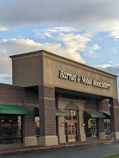 Book Store «Barnes & Noble», reviews and photos, 7700 NE 4th Plain Blvd Vancouver Plaza, Vancouver, WA 98662, USA