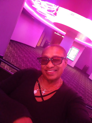 Movie Theater «Regal Cinemas Culver Ridge Plaza 16», reviews and photos, 2255 East Ridge Road, Irondequoit, NY 14622, USA