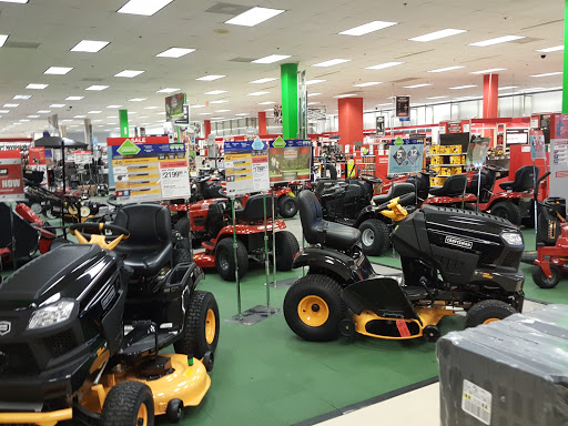 Department Store «Sears», reviews and photos, 8001 South Orange Blossom Trail, Orlando, FL 32809, USA