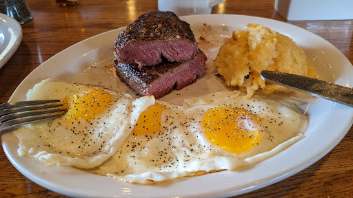 American Restaurant «Cracker Barrel Old Country Store», reviews and photos, 23030 Indian Creek Dr, Sterling, VA 20166, USA