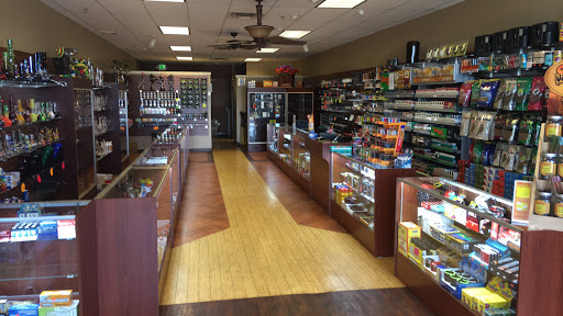 Tobacco Shop «Light it up smoke shop and vape», reviews and photos, 10798 N 75th Ave, Peoria, AZ 85345, USA