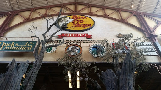 Sporting Goods Store «Bass Pro Shops», reviews and photos, 5000 Katy Mills Cir #415, Katy, TX 77494, USA