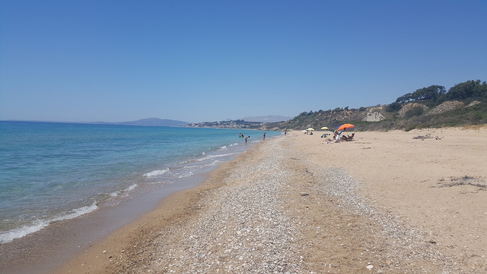 Photo de Borgo Bonsignore avec rivage droit, long